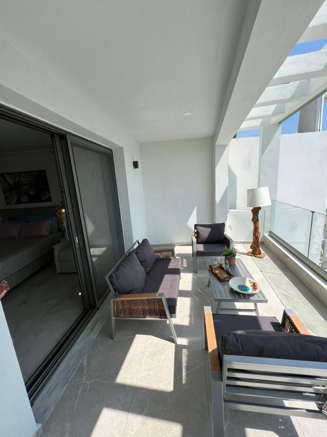 Wide Blue Luxury Boutique Suites Neos Marmaras Esterno foto