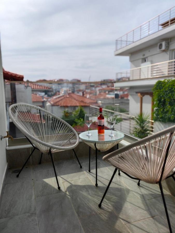 Wide Blue Luxury Boutique Suites Neos Marmaras Esterno foto