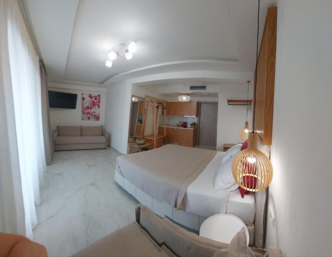 Wide Blue Luxury Boutique Suites Neos Marmaras Esterno foto