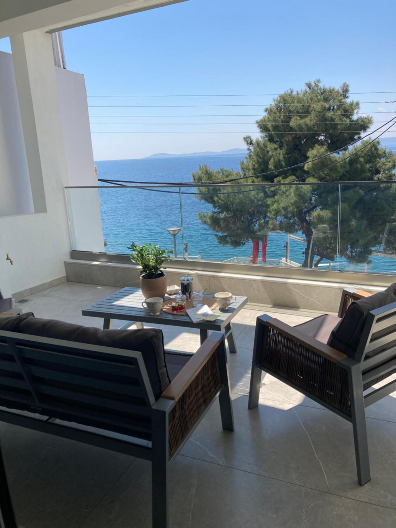 Wide Blue Luxury Boutique Suites Neos Marmaras Esterno foto