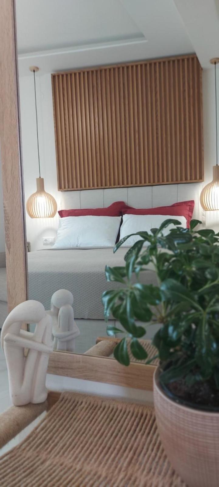 Wide Blue Luxury Boutique Suites Neos Marmaras Esterno foto