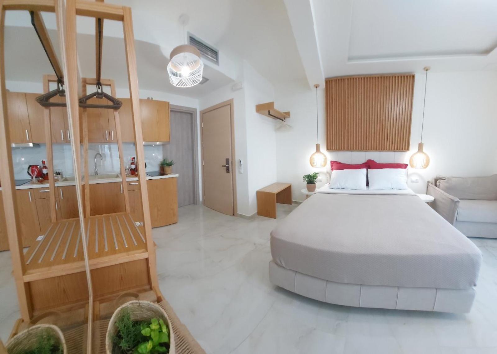 Wide Blue Luxury Boutique Suites Neos Marmaras Esterno foto